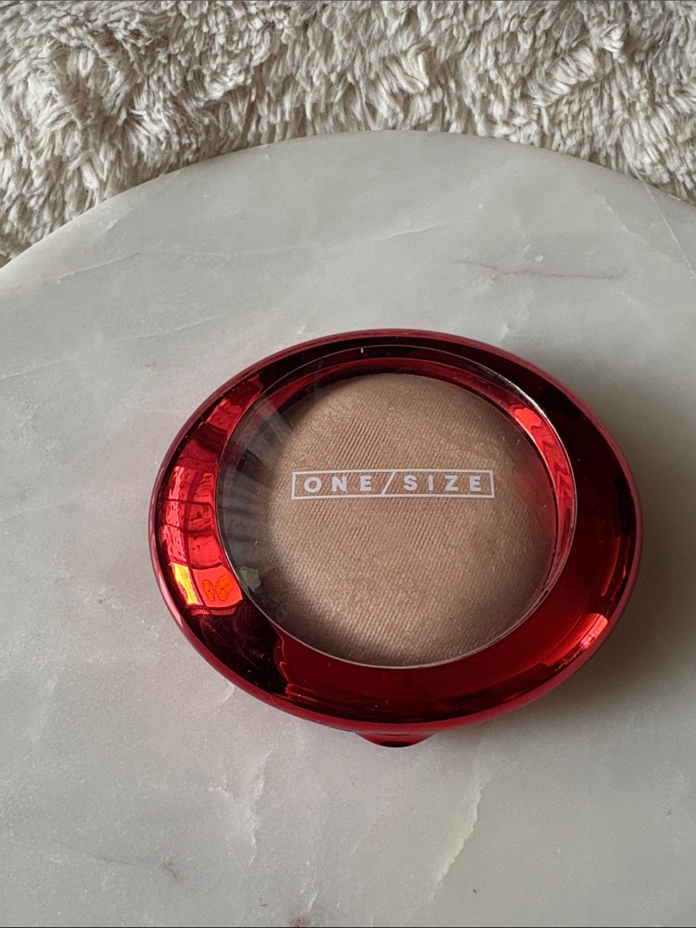 ONE/SIZE Bouclé Silk Airbrushed Powder Compact in LIGHT